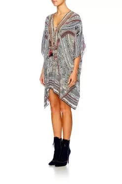 SHORT LACE UP KAFTAN ANTIQUE BATIK -Fashion Store 563733 camilla 0912 1701 002 697a0e23 ad01 4279 b7aa 0f30686c5a3a