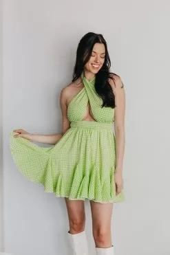 Roselynn Gingham Halter Dress -Fashion Store C61E7281 634B 4261 97B4 901E49EB27F5