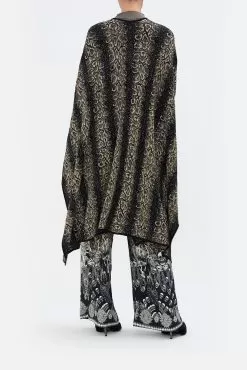 THROW OVER ORDER OF DISORDER -Fashion Store CAMILLA 00015628 THROW OVER ORDER OF DISORDER MODEST 2