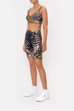 V-NECK ACTIVE CROP SHES GOT GRACE 10 V-NECK ACTIVE CROP SHES GOT GRACE -Fashion Store CAMILLA 00016329 V NECK ACTIVE CROP SHES GOT GRACE 2