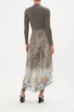 CURVED HEM PANT SEAHORSE SONNET 17 CURVED HEM PANT SEAHORSE SONNET -Fashion Store CAMILLA 00017692 CURVED HEM PANT SEAHORSE SONNET MODEST 2