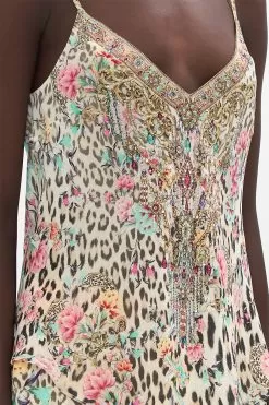 V-NECK BIAS CAMI QUEEN ATLANTIS -Fashion Store CAMILLA 00021020 V NECK BIAS CAMI QUEEN ATLANTIS 5