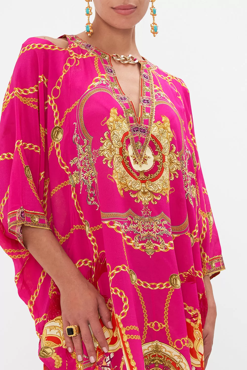 BATWING CUTOUT SHORT KAFTAN WILD AND RUNNING 7 BATWING CUTOUT SHORT KAFTAN WILD AND RUNNING - Image 5