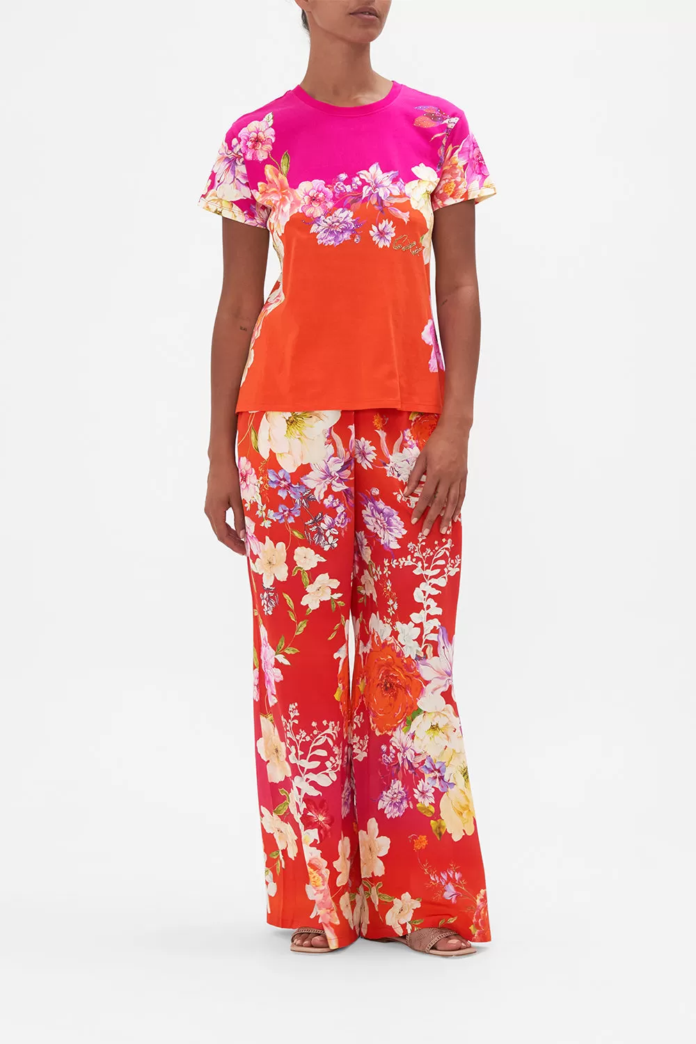 EASY TEE - ALL OVER PRINT KISS AND TELL