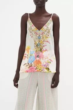 V NECK CAMI SUNLIGHT SYMPHONY 12 V NECK CAMI SUNLIGHT SYMPHONY -Fashion Store CAMILLA 00023434 V NECK CAMI SUNLIGHT SYMPHONY 4