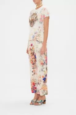 ORGANIC COTTON EASY TEE FRIENDS WITH FRESCOS 12 ORGANIC COTTON EASY TEE FRIENDS WITH FRESCOS -Fashion Store CAMILLA 00024121 EASY TEE ALL OVER PRINT FRIENDS WITH FRESCOS 2