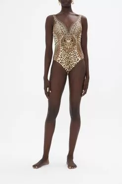 V WIRE ONE PIECE STANDING OVATION