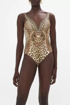 V WIRE ONE PIECE STANDING OVATION -Fashion Store CAMILLA 00024605 V WIRE ONE PIECE STANDING OVATION 4