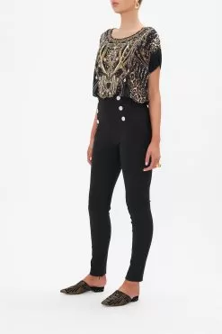 BUTTON EMBELLISHED PONTE PANT CHAOS IN THE COSMOS 12 BUTTON EMBELLISHED PONTE PANT CHAOS IN THE COSMOS -Fashion Store CAMILLA 00025985 CHAOSINTHECOSMOS BUTTONEMBELLISHEDPONTEPANT 2