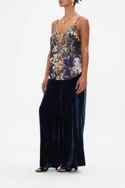 V NECK CAMI PLAY YOUR CARDS RIGHT 12 V NECK CAMI PLAY YOUR CARDS RIGHT -Fashion Store CAMILLA 00028224 PLAYYOURCARDSRIGHT VNECKCAMI 2