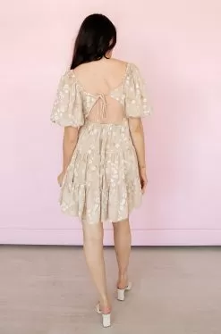 Lula Floral Cut Out Tiered Babydoll Dress 9 Lula Floral Cut Out Tiered Babydoll Dress -Fashion Store IMG 8671 8c48e181 601b 4771 ab0d 397bb9515d75