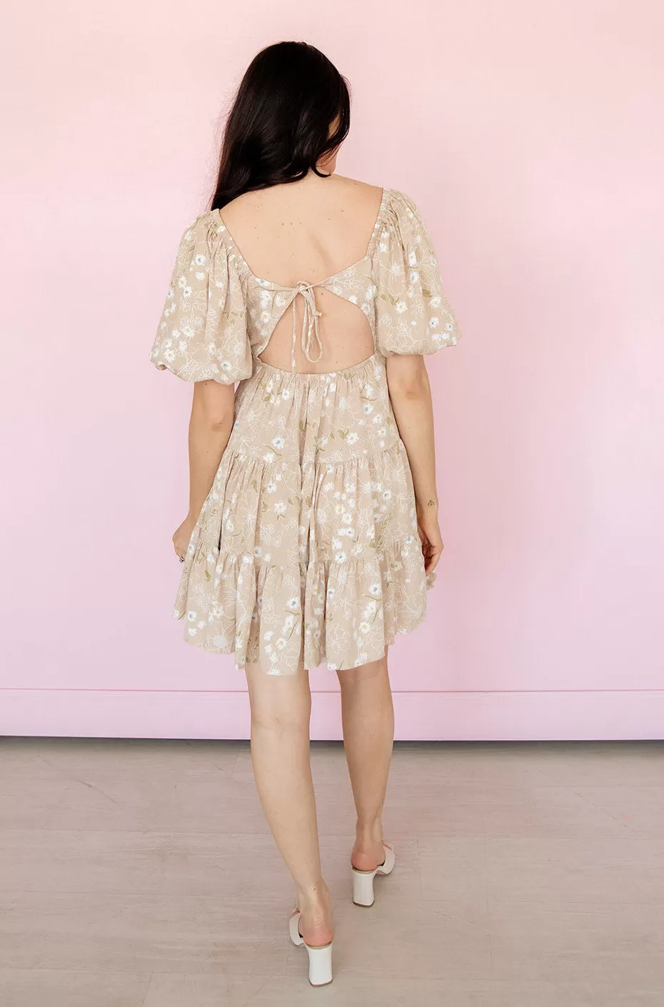 Lula Floral Cut Out Tiered Babydoll Dress 6 Lula Floral Cut Out Tiered Babydoll Dress - Image 4