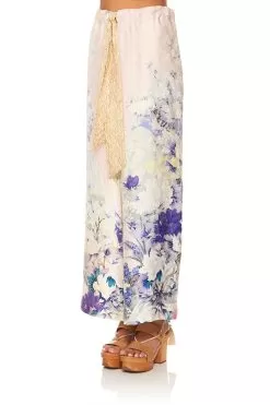 LOUNGE TROUSER WITH TIE WAIST HARAJUKU HEIRESS 20 LOUNGE TROUSER WITH TIE WAIST HARAJUKU HEIRESS -Fashion Store camilla harajuku heiress lounge trouser w tie waist 7 a103cf56 531f 4aff 8598 476bb3490c14