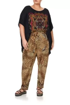 JERSEY DRAPE PANT WITH FRONT CROSSOVER DETAIL LADY LODGE -Fashion Store camilla pants lady lodge 1