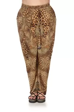 JERSEY DRAPE PANT WITH FRONT CROSSOVER DETAIL LADY LODGE -Fashion Store camilla pants lady lodge 2