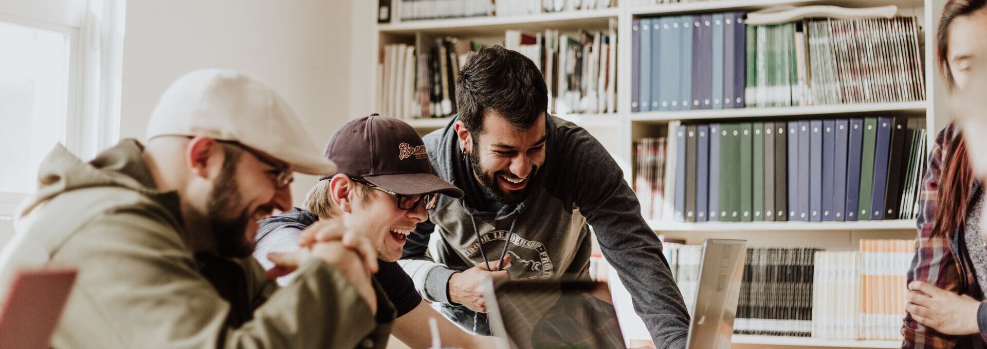 Fashion Store -Fashion Store priscilla du preez XkKCui44iM0 unsplash