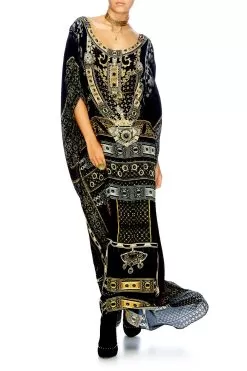 ROUND NECK KAFTAN FOR THE LOVE OF LHASA -Fashion Store shot 28 312