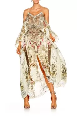 SHOESTRING STRAP KAFTAN GIRL IN THE GARDEN -Fashion Store shot 40 398